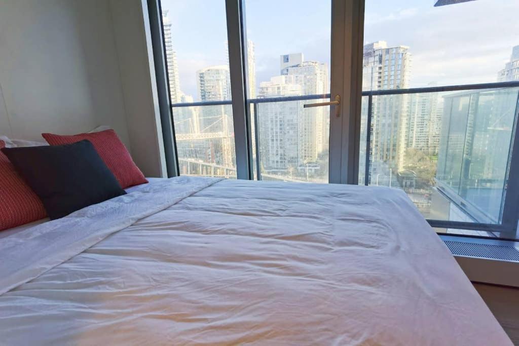 Luxury 1Br With Great View In Downtown Vancouver Apartment Exterior photo