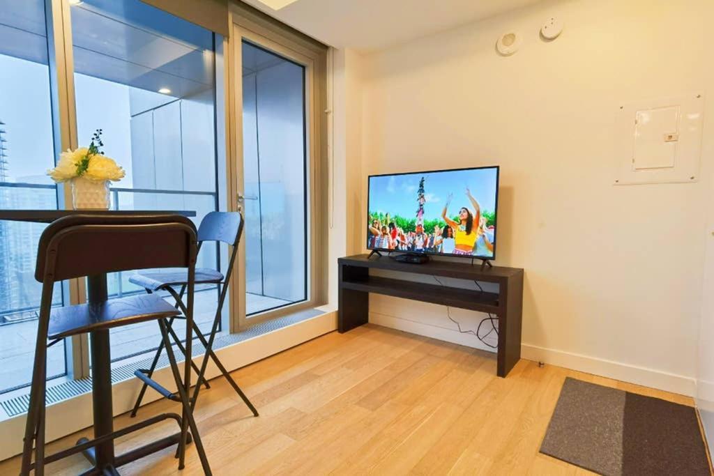 Luxury 1Br With Great View In Downtown Vancouver Apartment Exterior photo